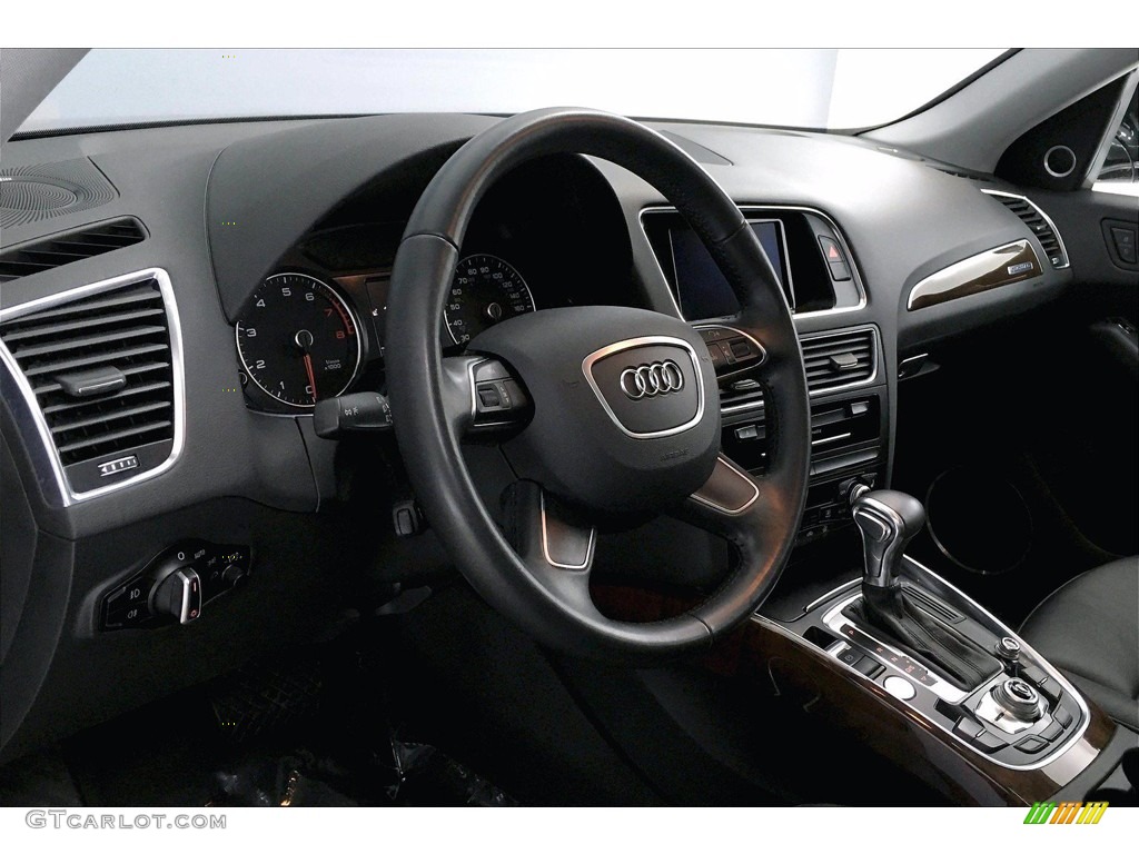 2016 Q5 2.0 TFSI Premium Plus quattro - Brilliant Black / Black photo #21