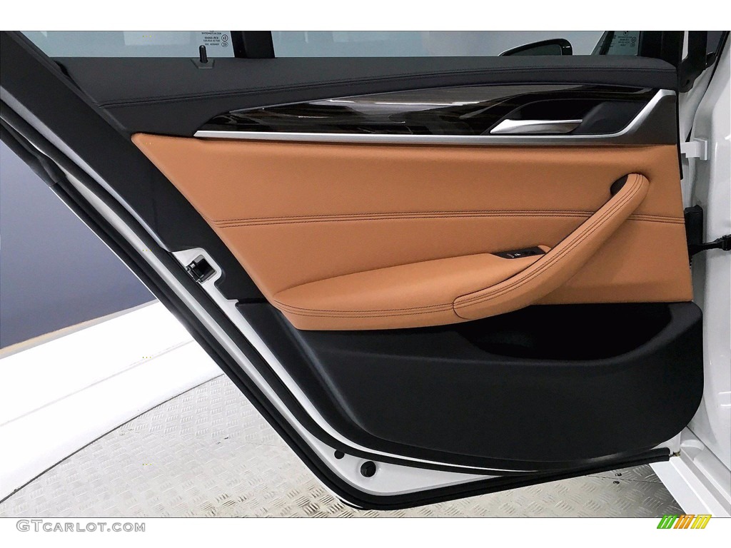 2020 BMW 5 Series 530i Sedan Cognac Door Panel Photo #140499501