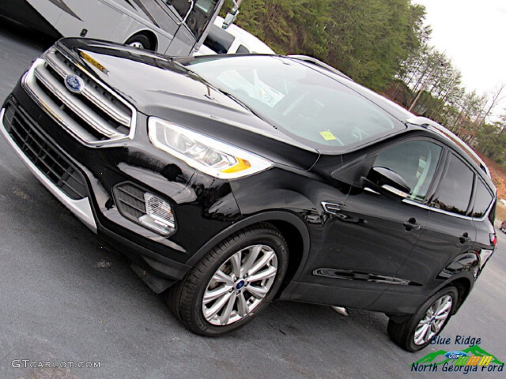 2017 Escape Titanium - Shadow Black / Medium Light Stone photo #26