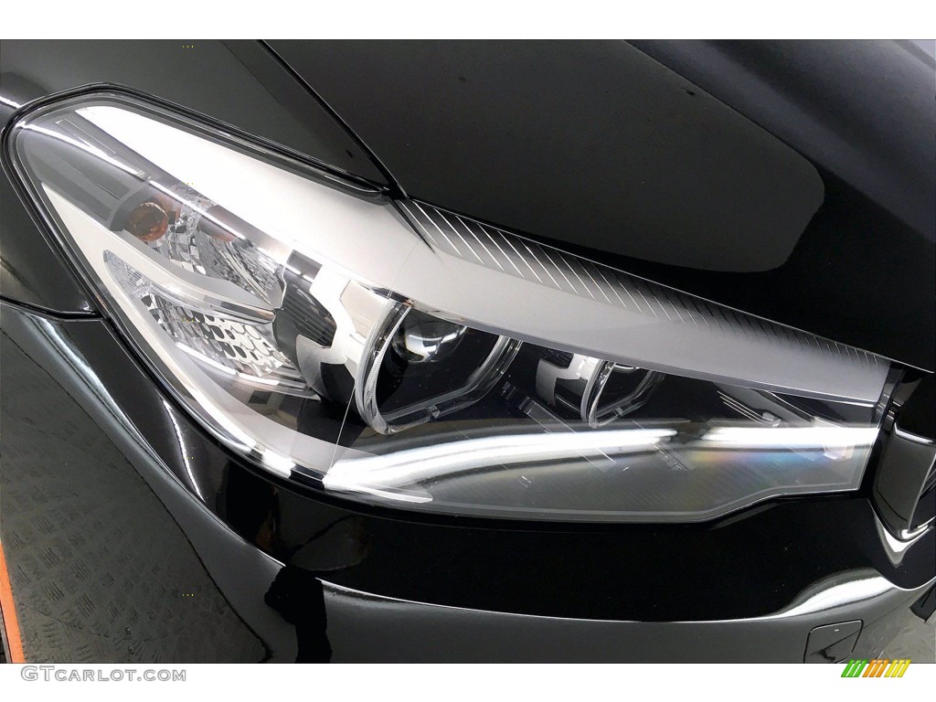 2020 5 Series 530i Sedan - Jet Black / Black photo #26
