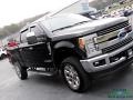 Shadow Black - F250 Super Duty Lariat Crew Cab 4x4 Photo No. 28