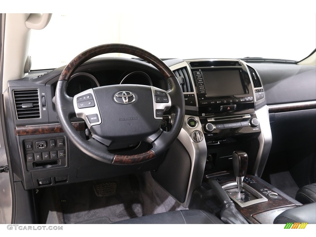 2014 Toyota Land Cruiser Standard Land Cruiser Model Dashboard Photos