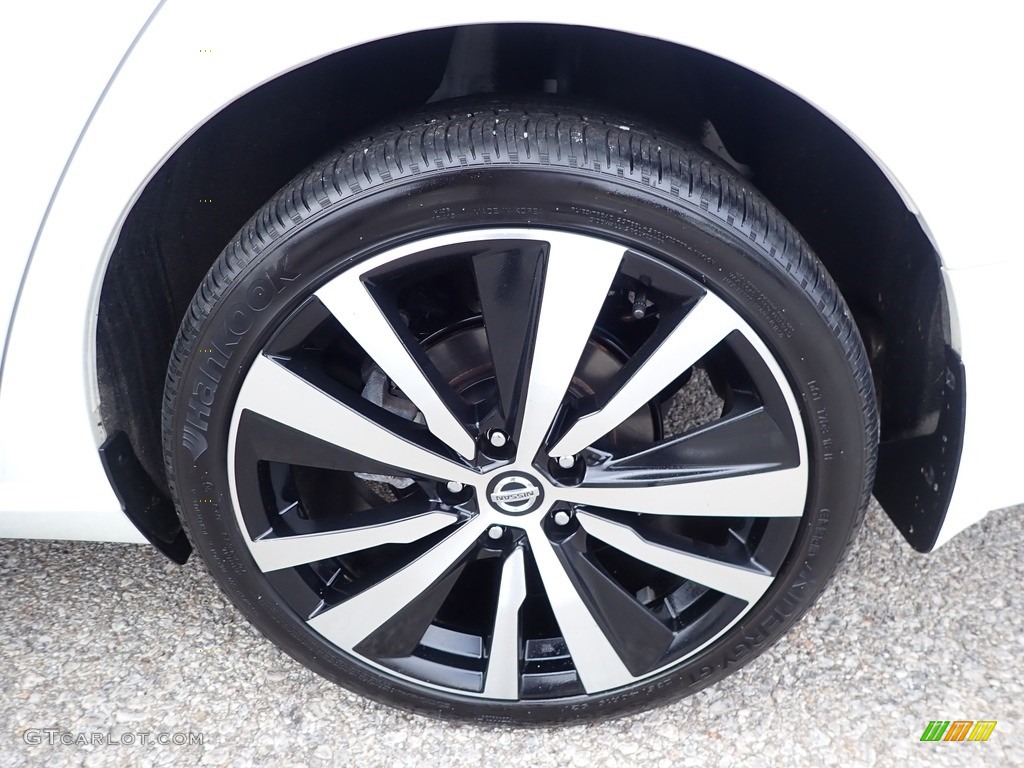 2019 Nissan Altima SR AWD Wheel Photos