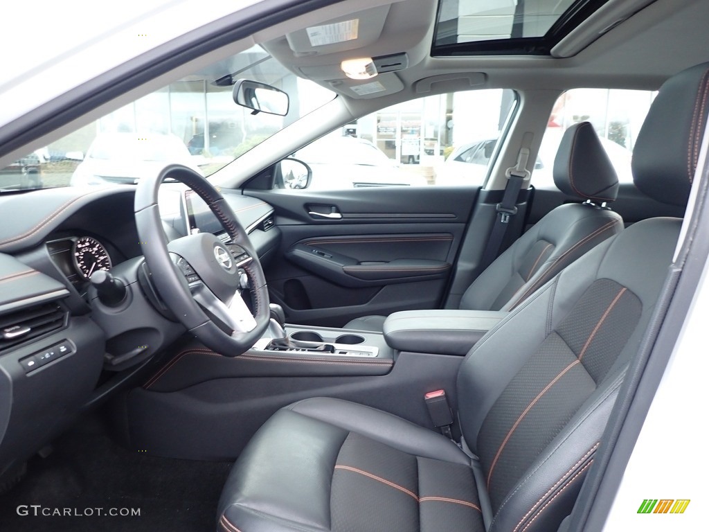 2019 Nissan Altima SR AWD Front Seat Photo #140507473