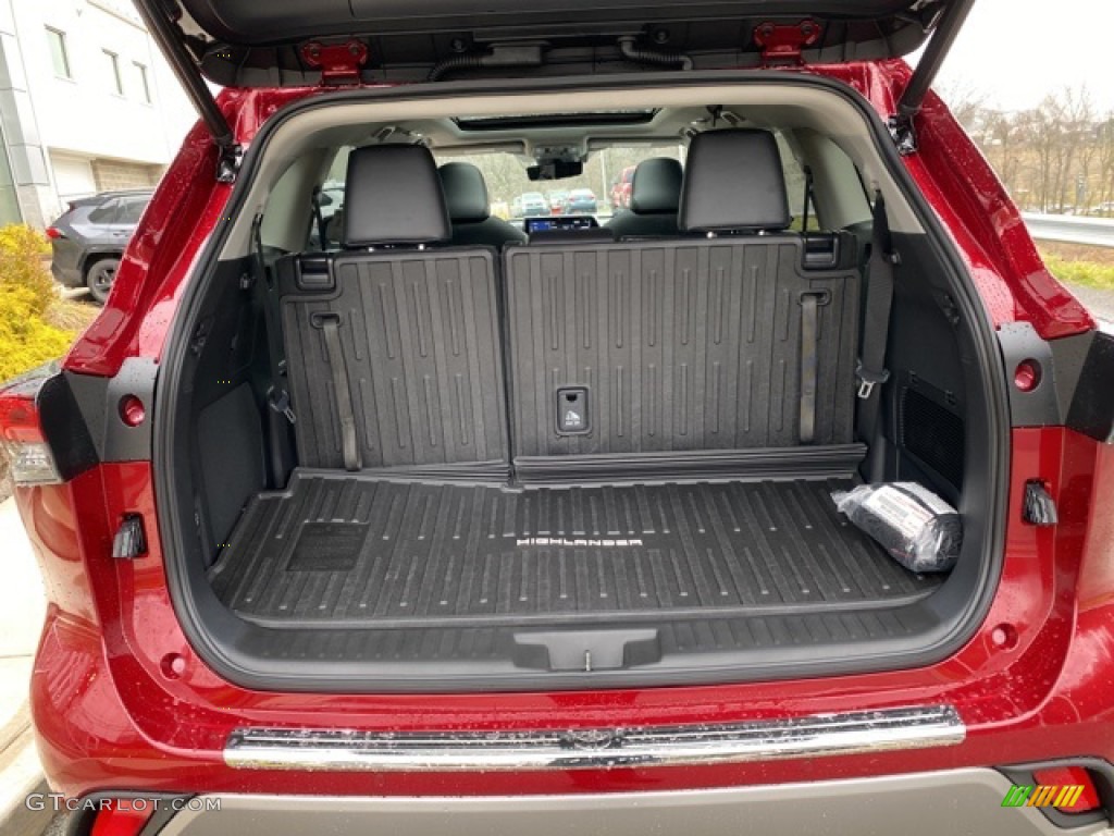 2021 Toyota Highlander Hybrid Platinum AWD Trunk Photo #140509018