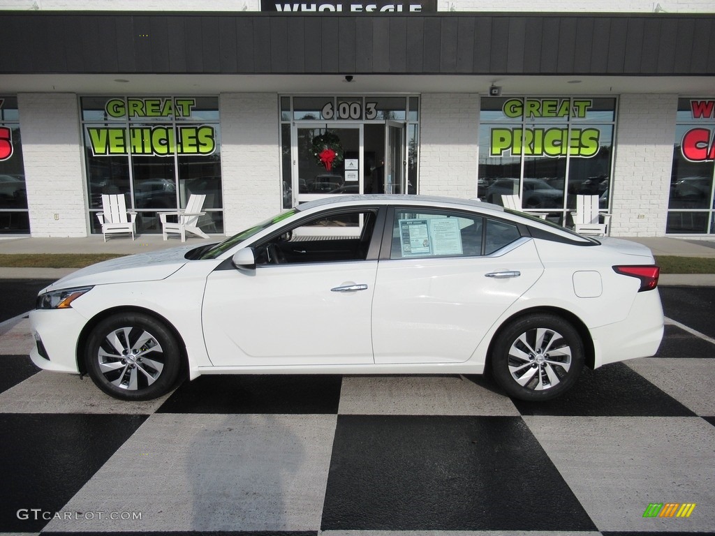 2020 Altima S - Glacier White / Charcoal photo #1