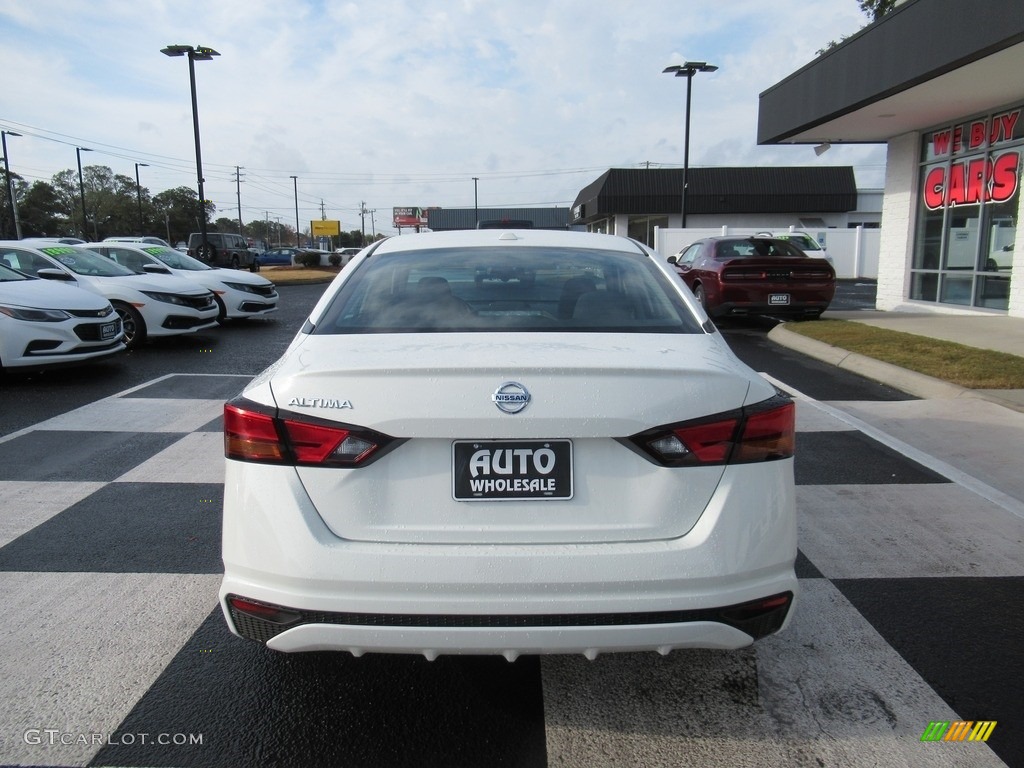 2020 Altima S - Glacier White / Charcoal photo #4