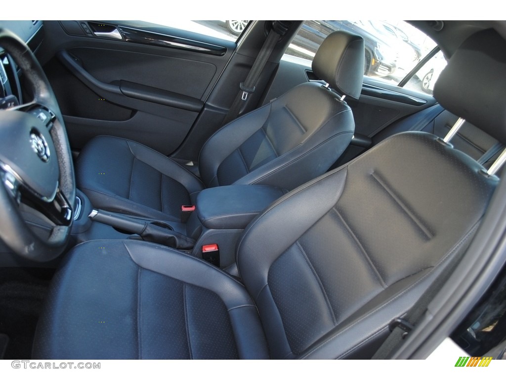 2018 Jetta SE Sport - Pure White / Titan Black photo #12