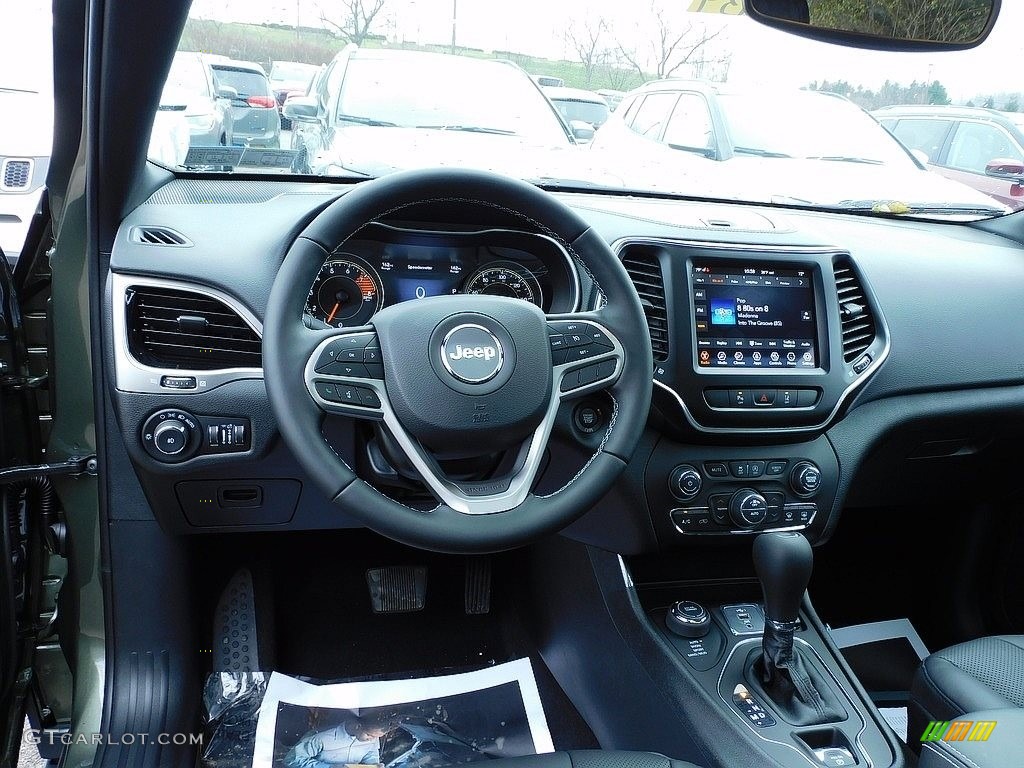 2021 Jeep Cherokee Latitude Lux 4x4 Black Dashboard Photo #140514302