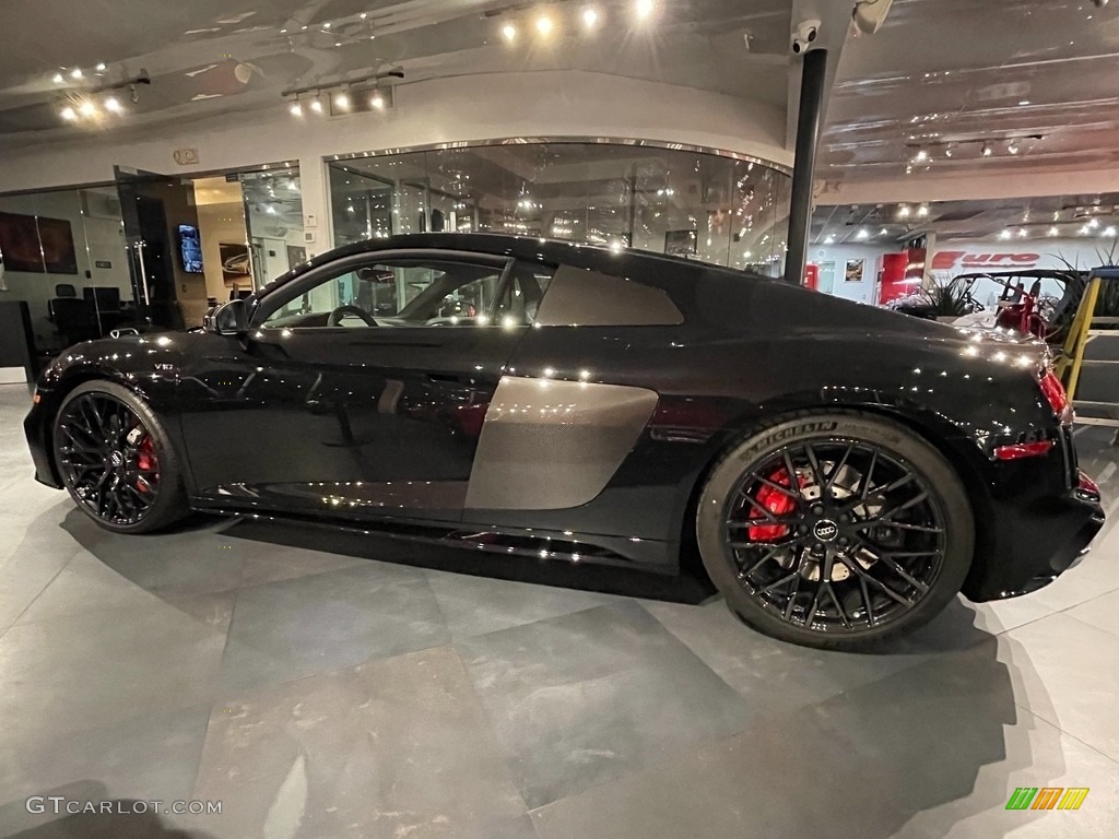 2020 R8 V10 - Mythos Black Metallic / Black photo #11