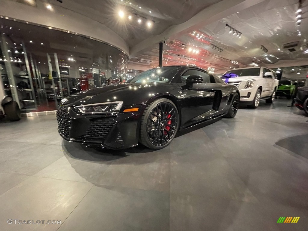 2020 R8 V10 - Mythos Black Metallic / Black photo #16