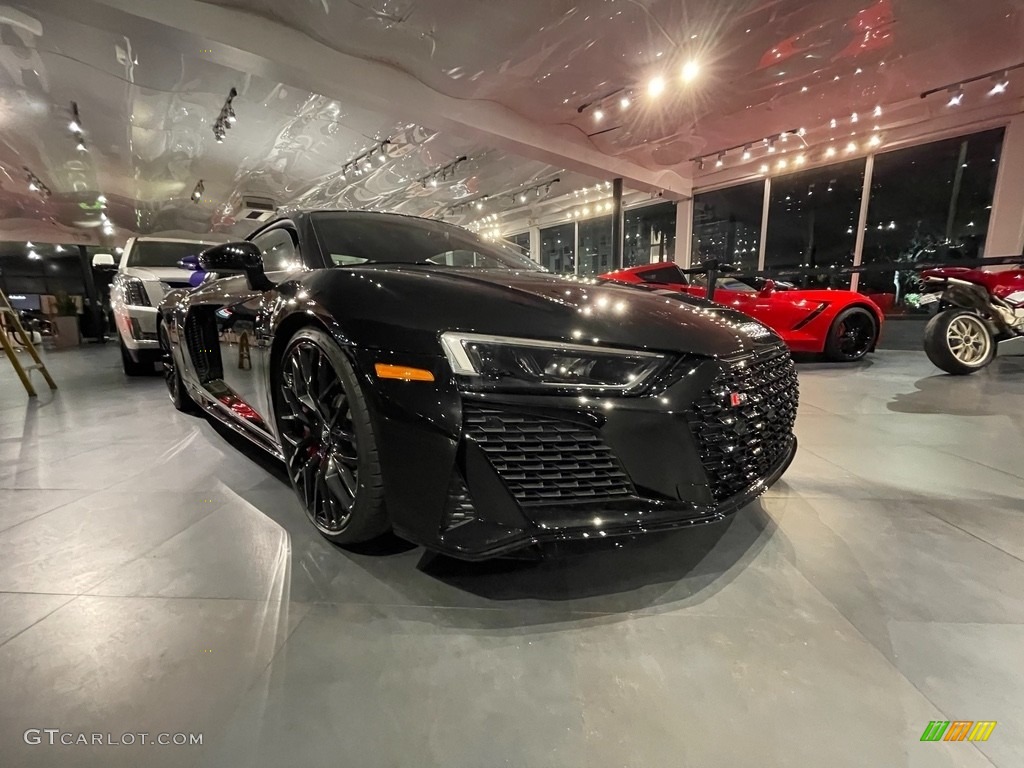 2020 R8 V10 - Mythos Black Metallic / Black photo #17