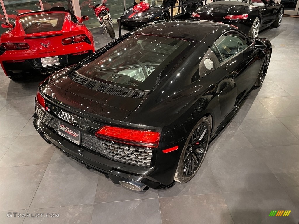 2020 R8 V10 - Mythos Black Metallic / Black photo #19