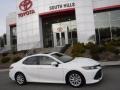 Super White - Camry SE Photo No. 2