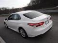 Super White - Camry SE Photo No. 12