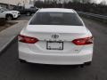 Super White - Camry SE Photo No. 13