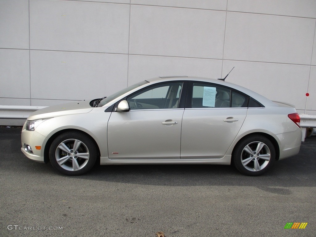 Champagne Silver Metallic Chevrolet Cruze