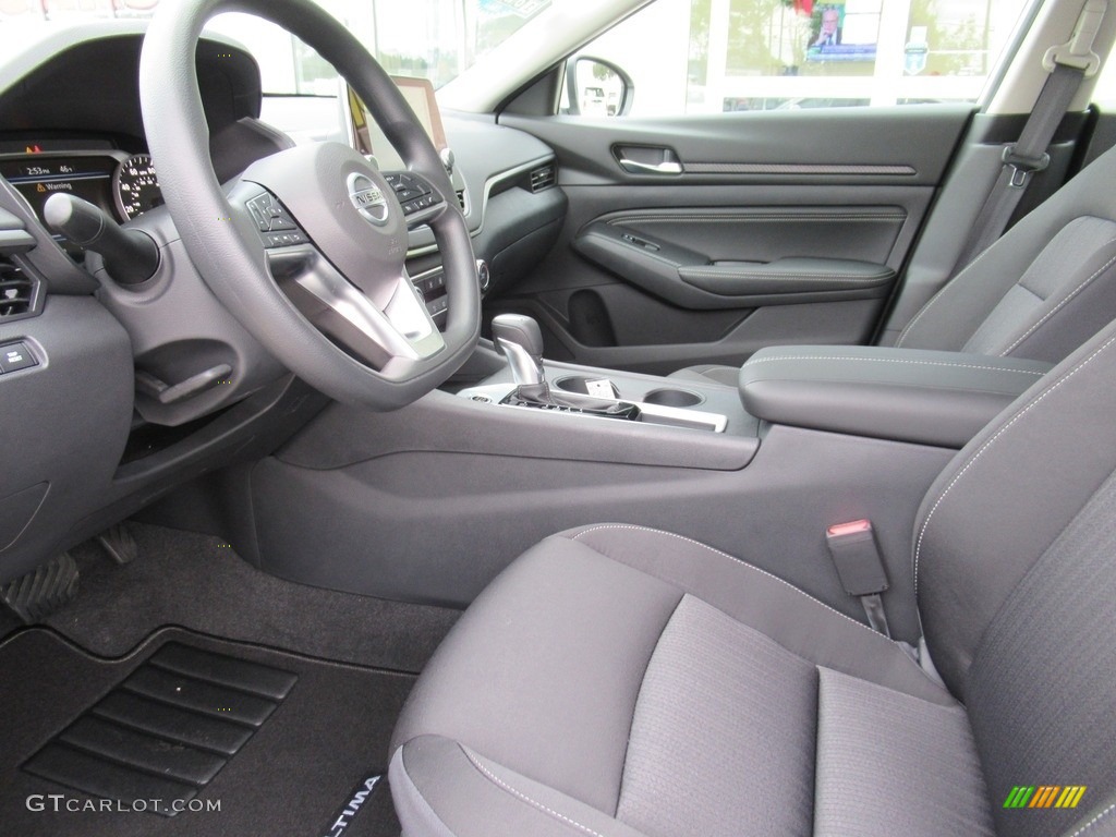 2020 Altima S - Glacier White / Charcoal photo #11