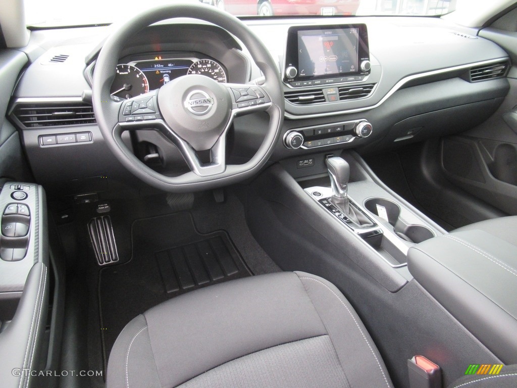 2020 Altima S - Glacier White / Charcoal photo #15