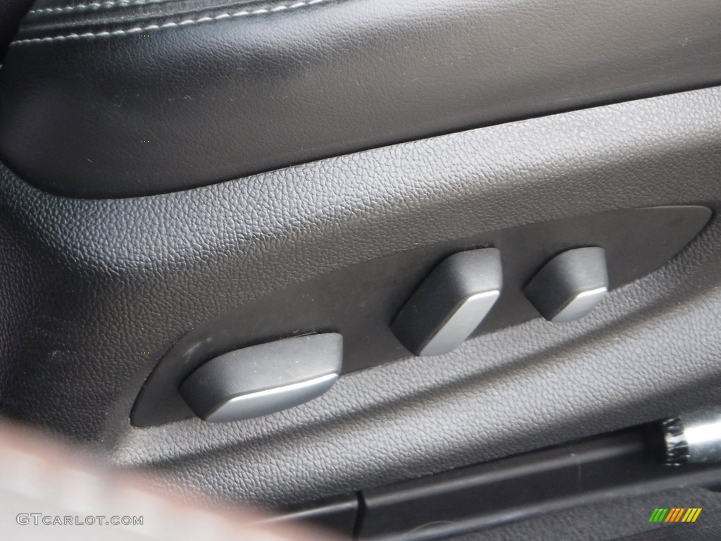 2013 XTS Luxury AWD - Radiant Silver Metallic / Shale/Cocoa photo #18