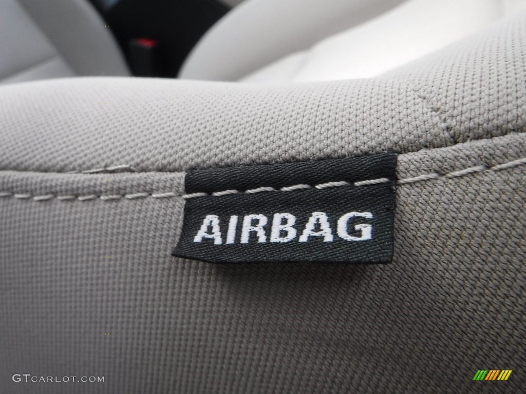 2018 Elantra Value Edition - Mineral Beige / Beige photo #14