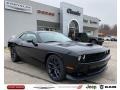 Pitch Black - Challenger R/T Photo No. 1