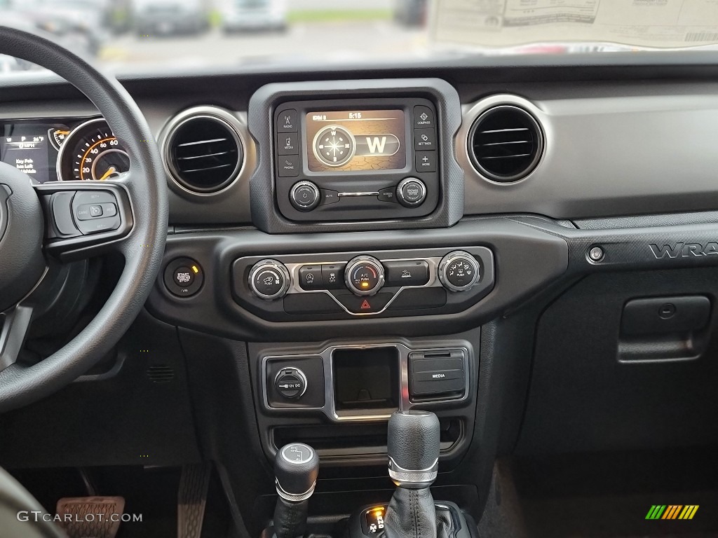 2021 Jeep Wrangler Unlimited Willys 4x4 Controls Photo #140528254