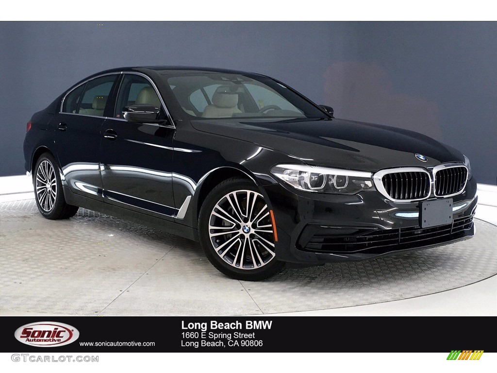 Black Sapphire Metallic BMW 5 Series