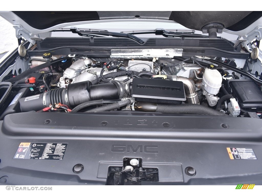 2017 GMC Sierra 3500HD Denali Crew Cab 4x4 6.6 Liter OHV 32-Valve Duramax Turbo-Diesel V8 Engine Photo #140528770
