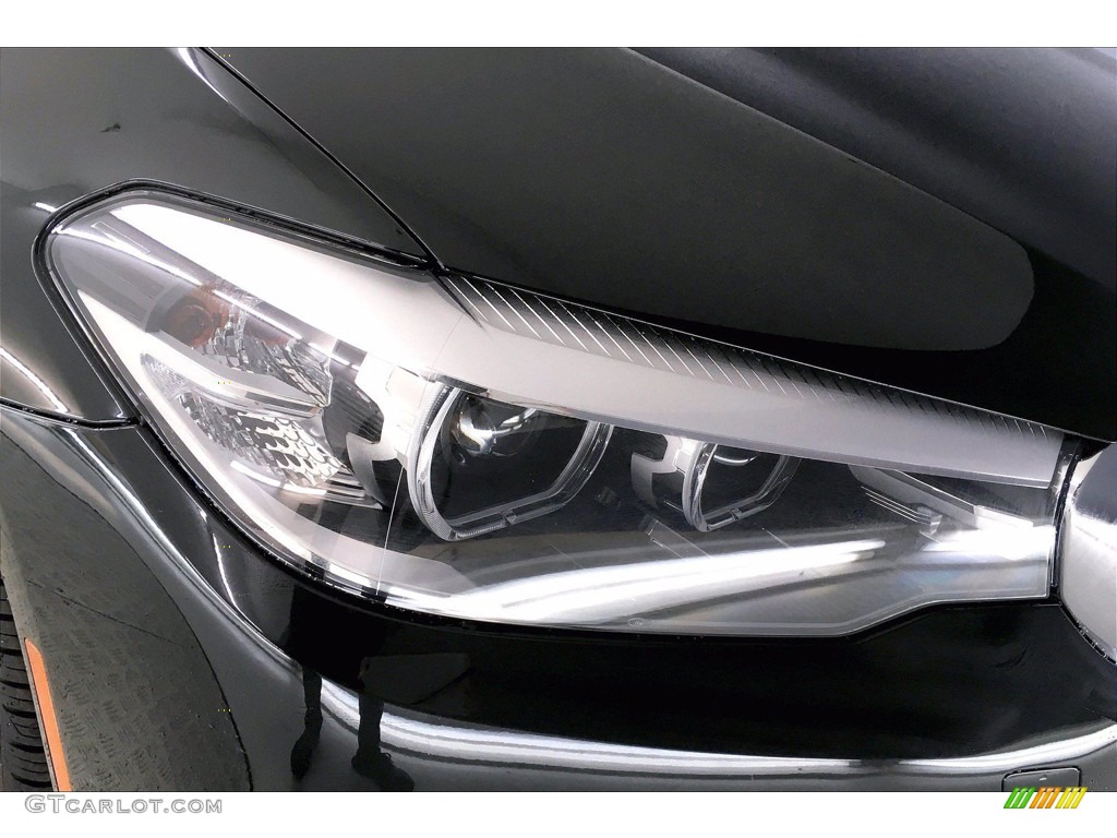 2020 5 Series 540i Sedan - Black Sapphire Metallic / Canberra Beige/Black photo #26