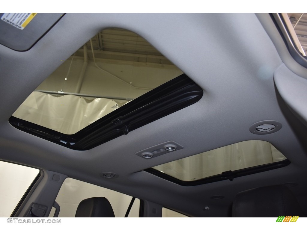 2010 Enclave CXL AWD - White Opal / Ebony/Ebony photo #6