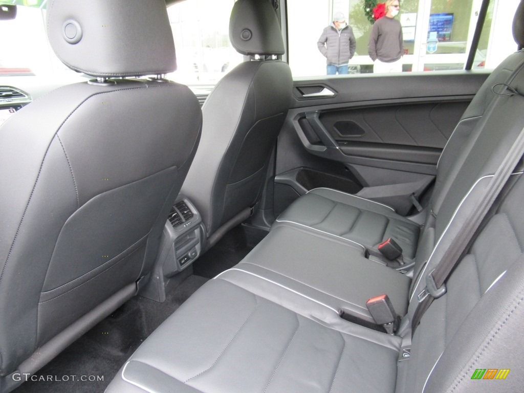 Titan Black Interior 2020 Volkswagen Tiguan SEL Premium R-Line 4MOTION Photo #140531578