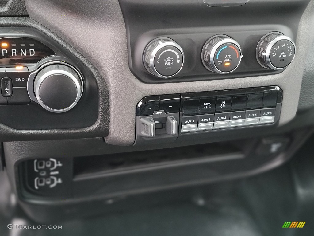 2020 Ram 3500 Tradesman Regular Cab 4x4 Controls Photos