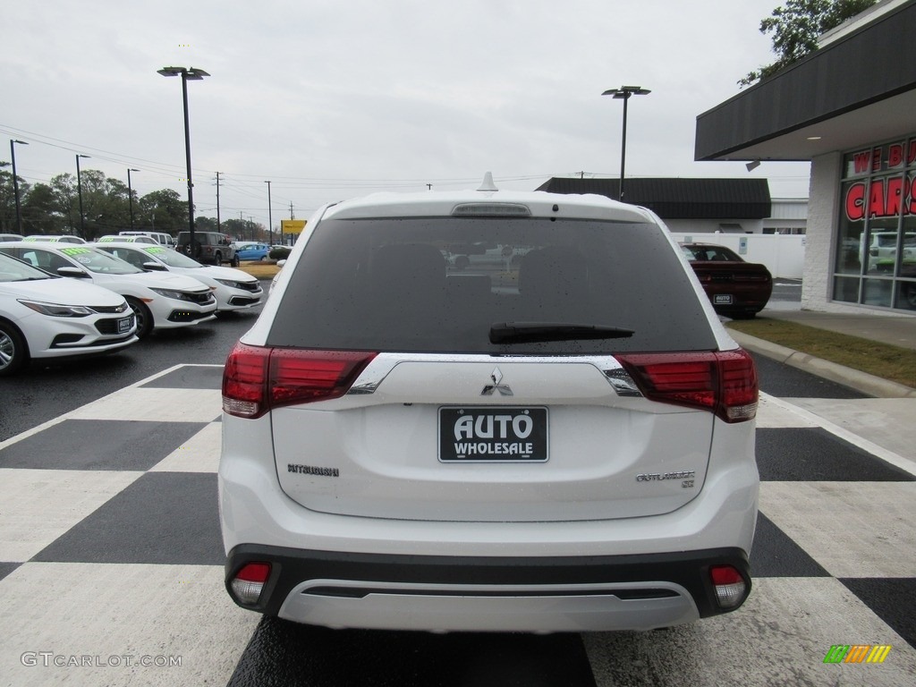 2019 Outlander SE - Pearl White / Black photo #4