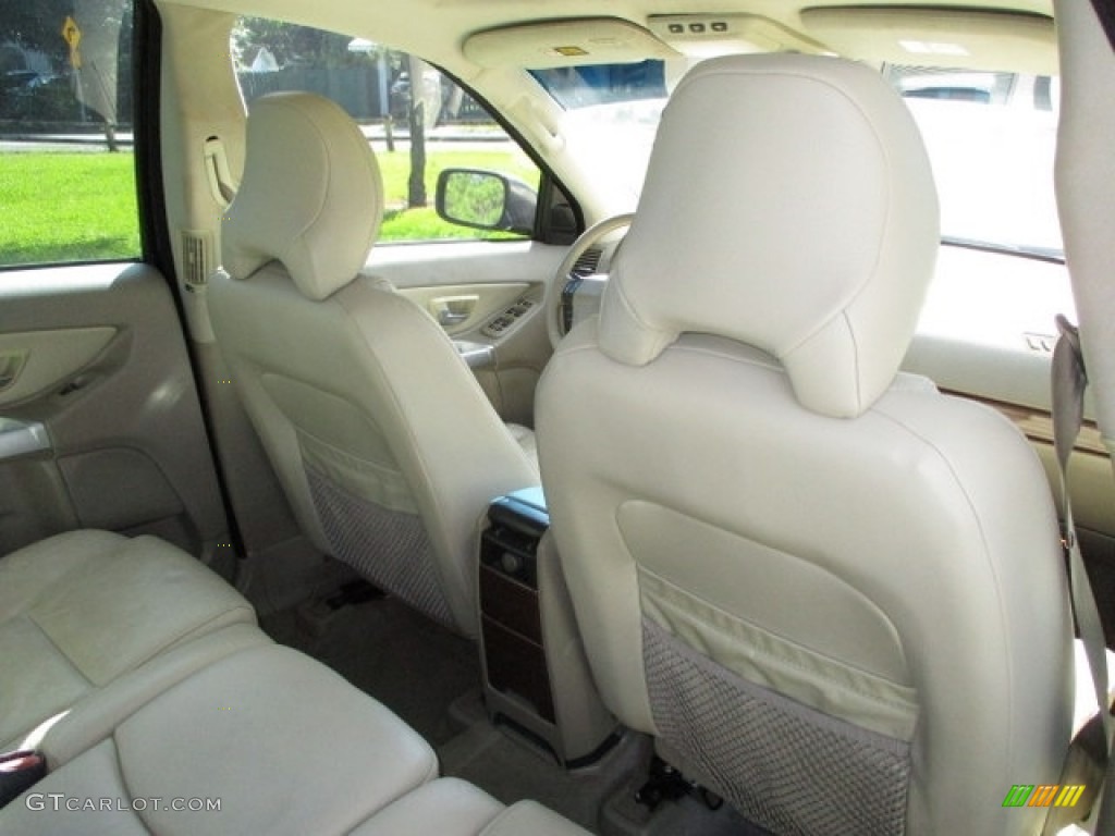 2004 XC90 T6 AWD - Nautic Blue Metallic / Taupe/Light Taupe photo #65