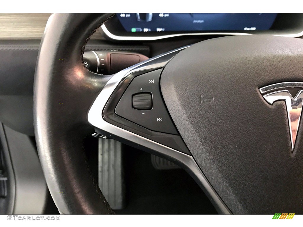 2015 Tesla Model S 70D Black Steering Wheel Photo #140536669