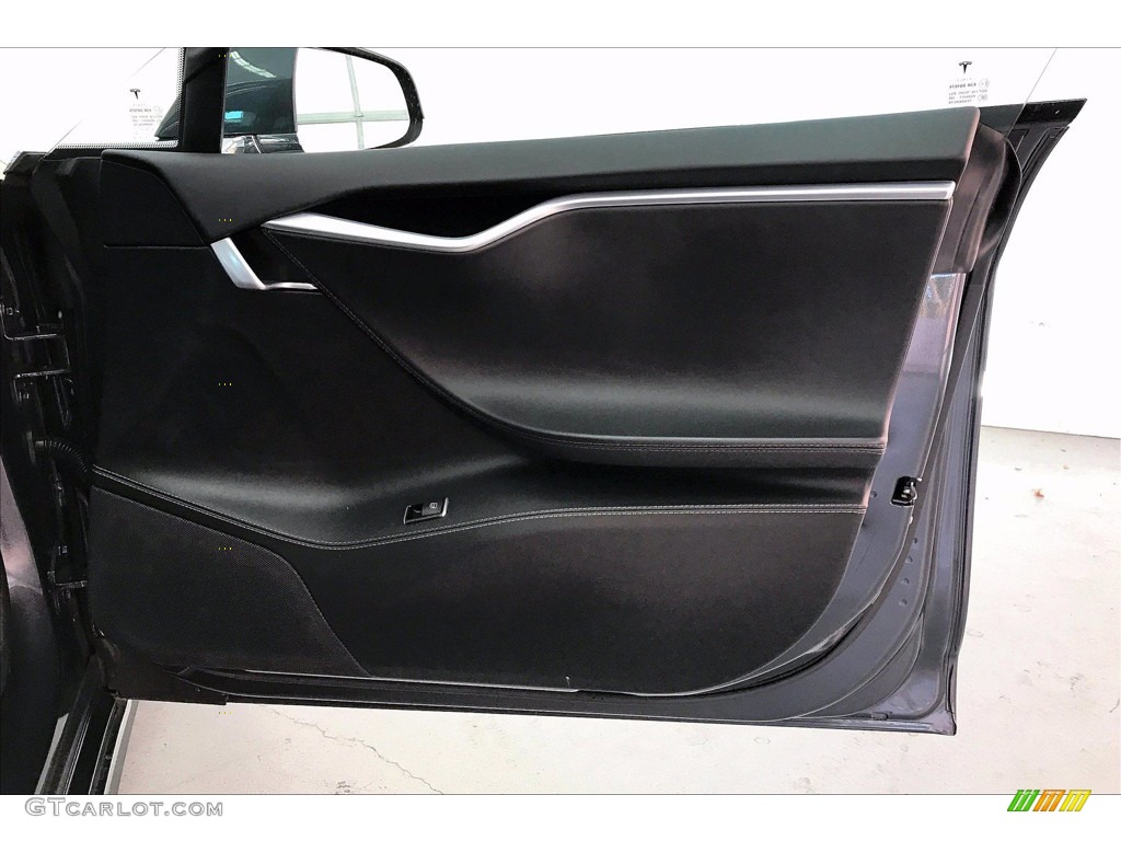 2015 Tesla Model S 70D Door Panel Photos