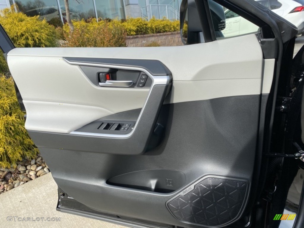 2021 RAV4 XLE Premium AWD - Midnight Black Metallic / Light Gray photo #23