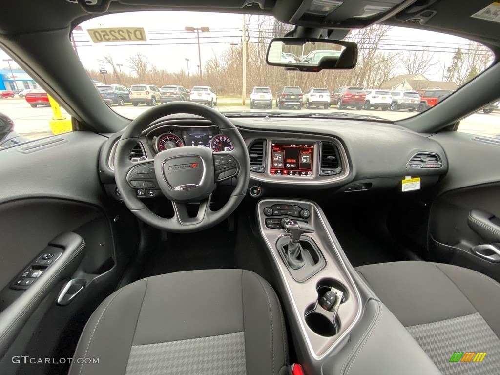 Black Interior 2021 Dodge Challenger R/T Scat Pack Photo #140539155