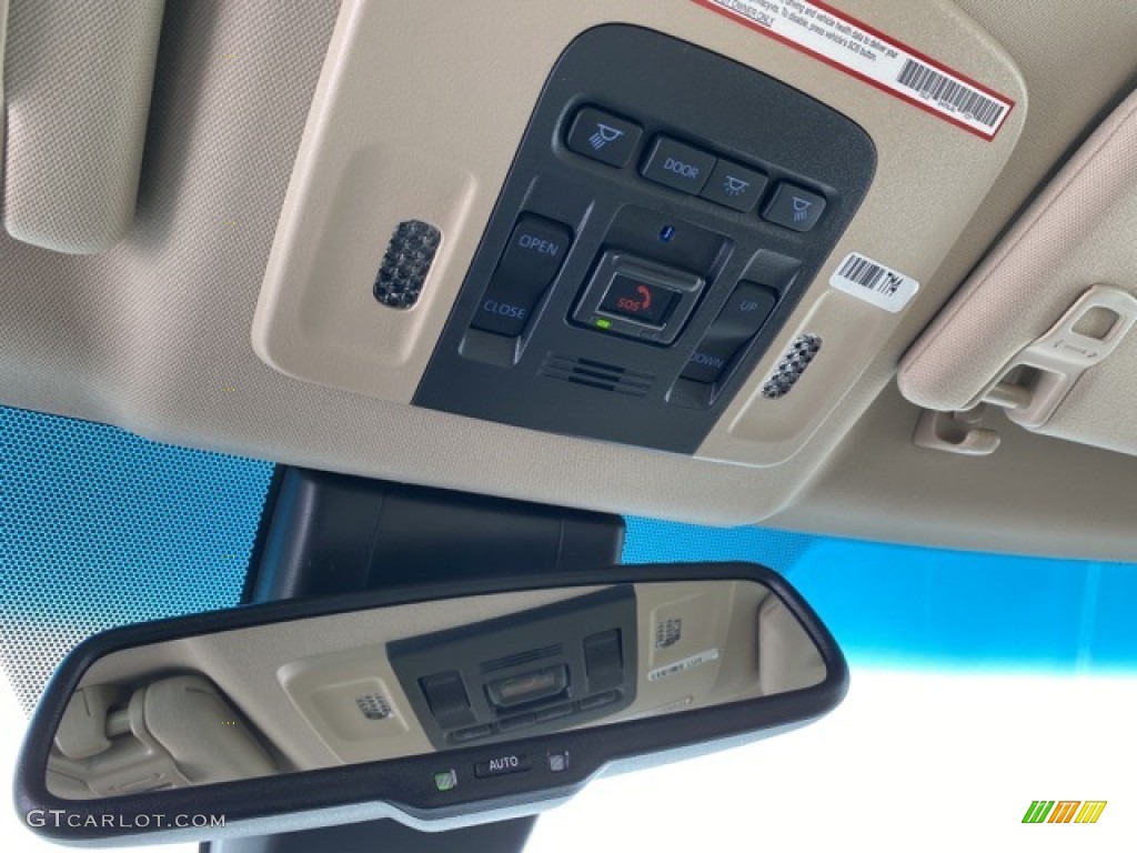 2021 Toyota Avalon XLE Controls Photo #140539572