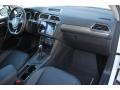 Pure White - Tiguan SE Photo No. 14