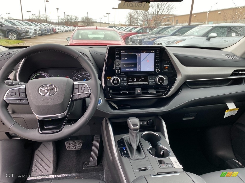 2021 Toyota Highlander Hybrid XLE AWD Black Dashboard Photo #140541774