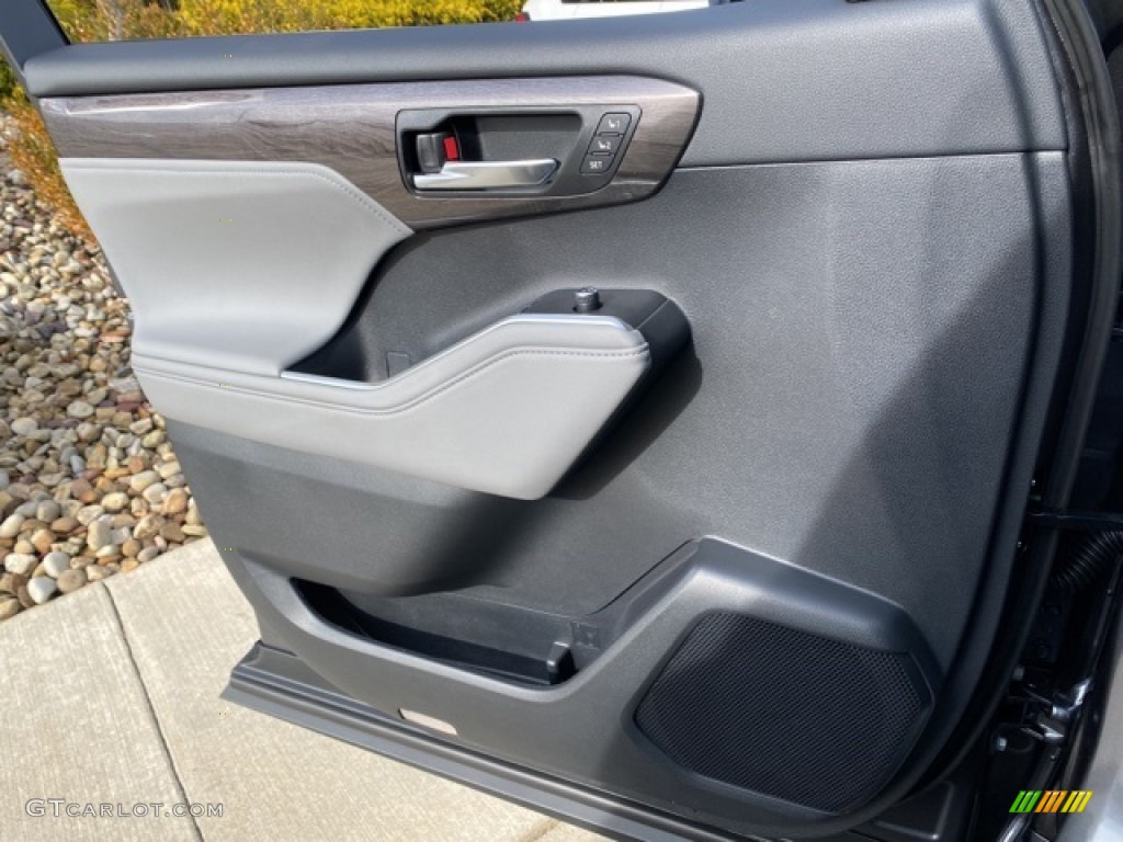 2021 Toyota Highlander Hybrid Limited AWD Graphite Door Panel Photo #140542770