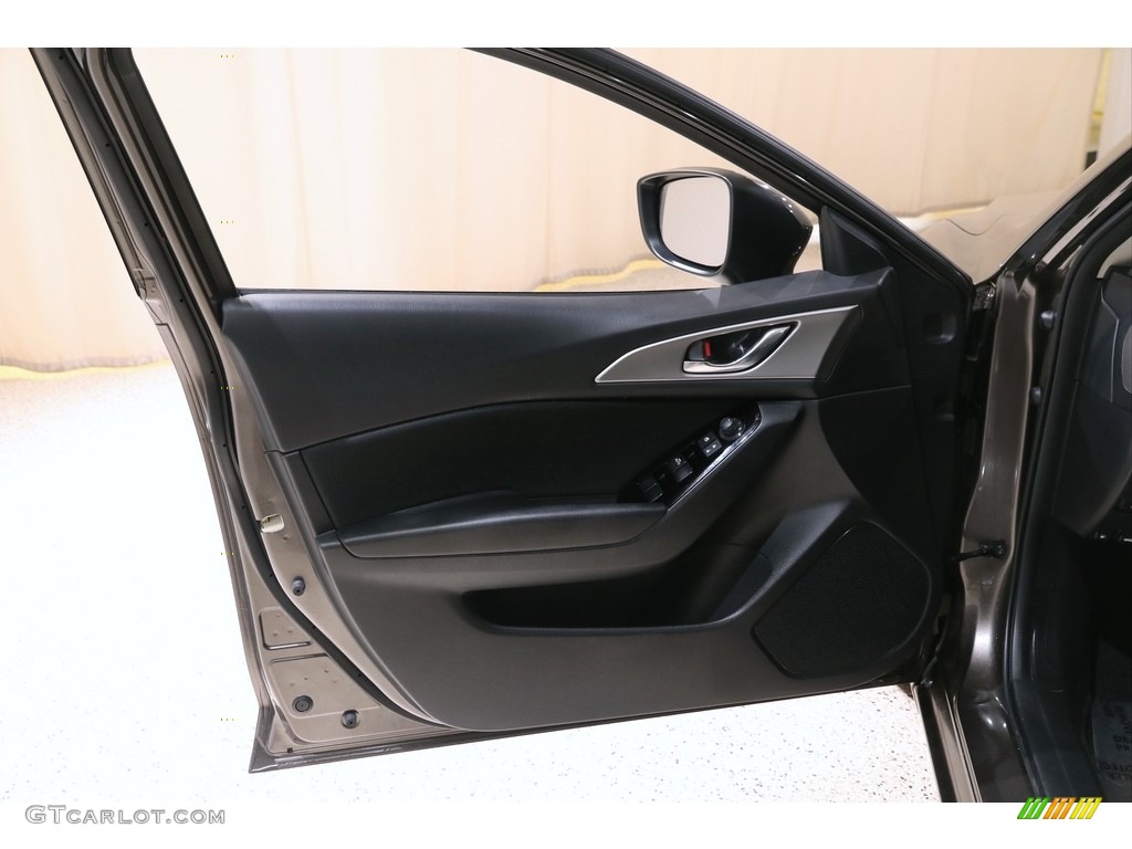 2018 MAZDA3 Sport 4 Door - Titanium Flash Mica / Black photo #4