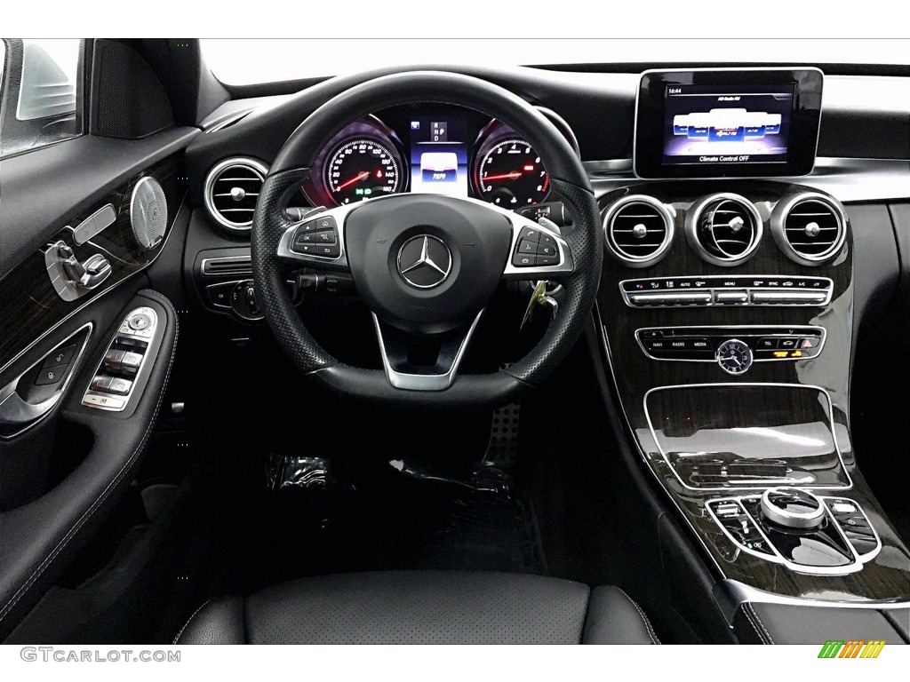 2018 Mercedes-Benz C 300 Sedan Black Dashboard Photo #140550519