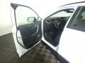 Super White - RAV4 XLE AWD Photo No. 22
