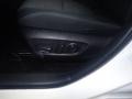 Super White - RAV4 XLE AWD Photo No. 25