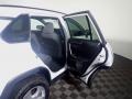 Super White - RAV4 XLE AWD Photo No. 39