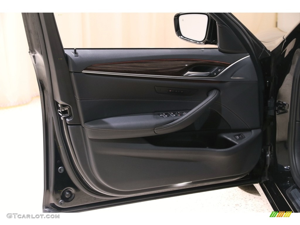 2020 5 Series 530i xDrive Sedan - Jet Black / Black photo #4