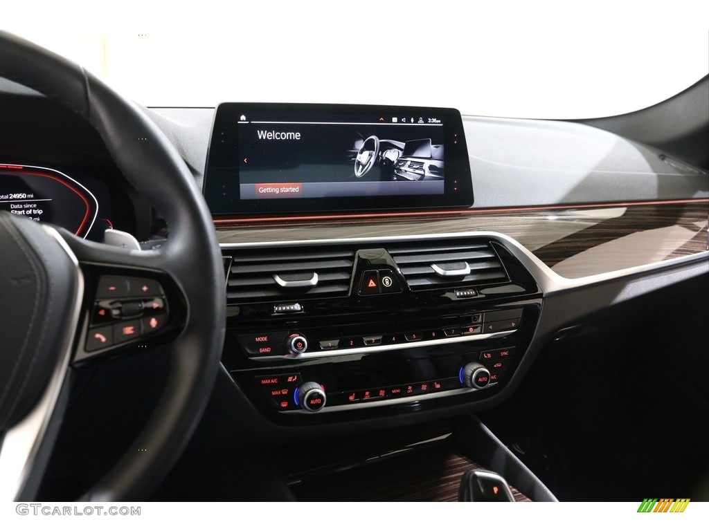 2020 5 Series 530i xDrive Sedan - Jet Black / Black photo #9